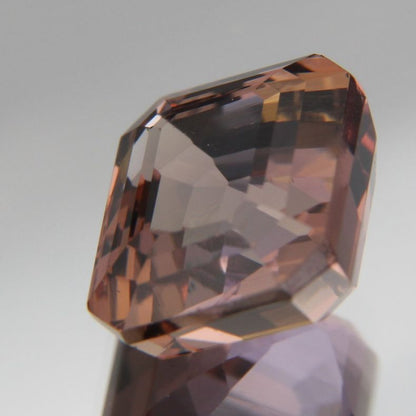 Zoisit 4.38 ct