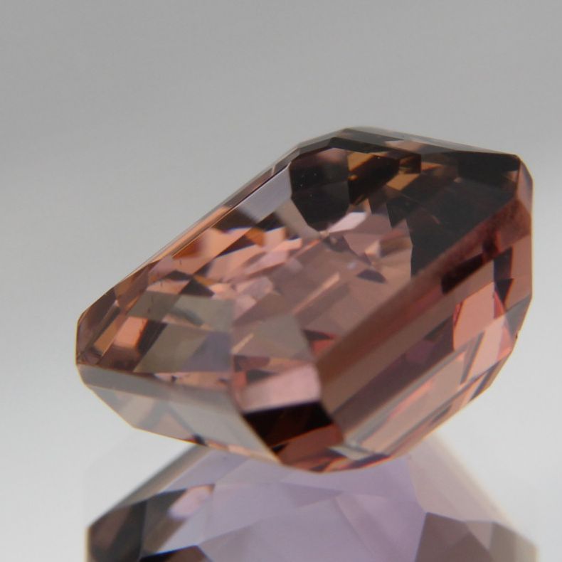 Zoisit 4.38 ct