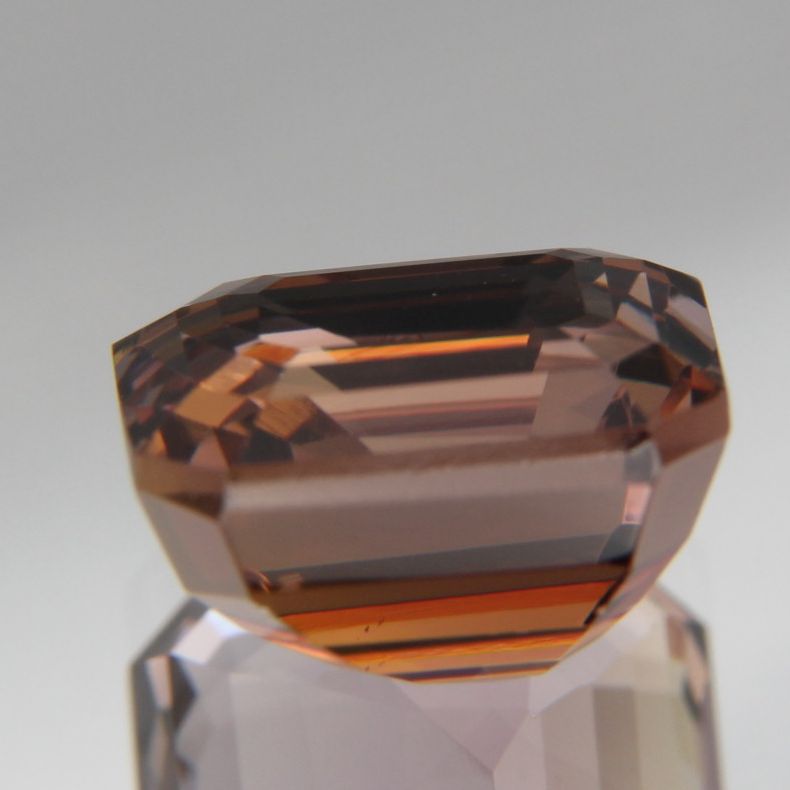 Zoisit 4.38 ct