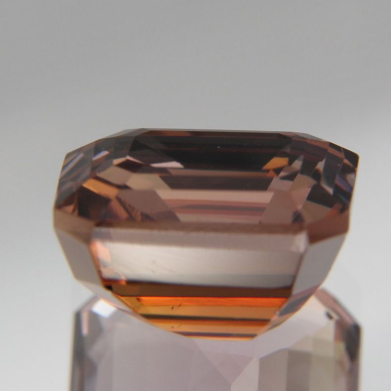 Zoisit 4.38 ct