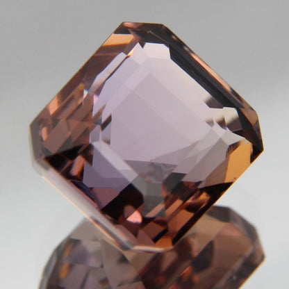 Zoisit 4.38 ct