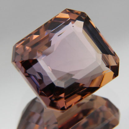Zoisit 4.38 ct