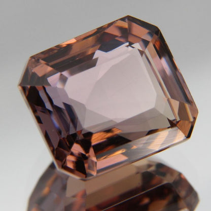 Zoisit 4.38 ct
