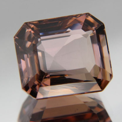 Zoisit 4.38 ct